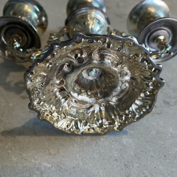 Silver candelabra - Picture 2 of 4